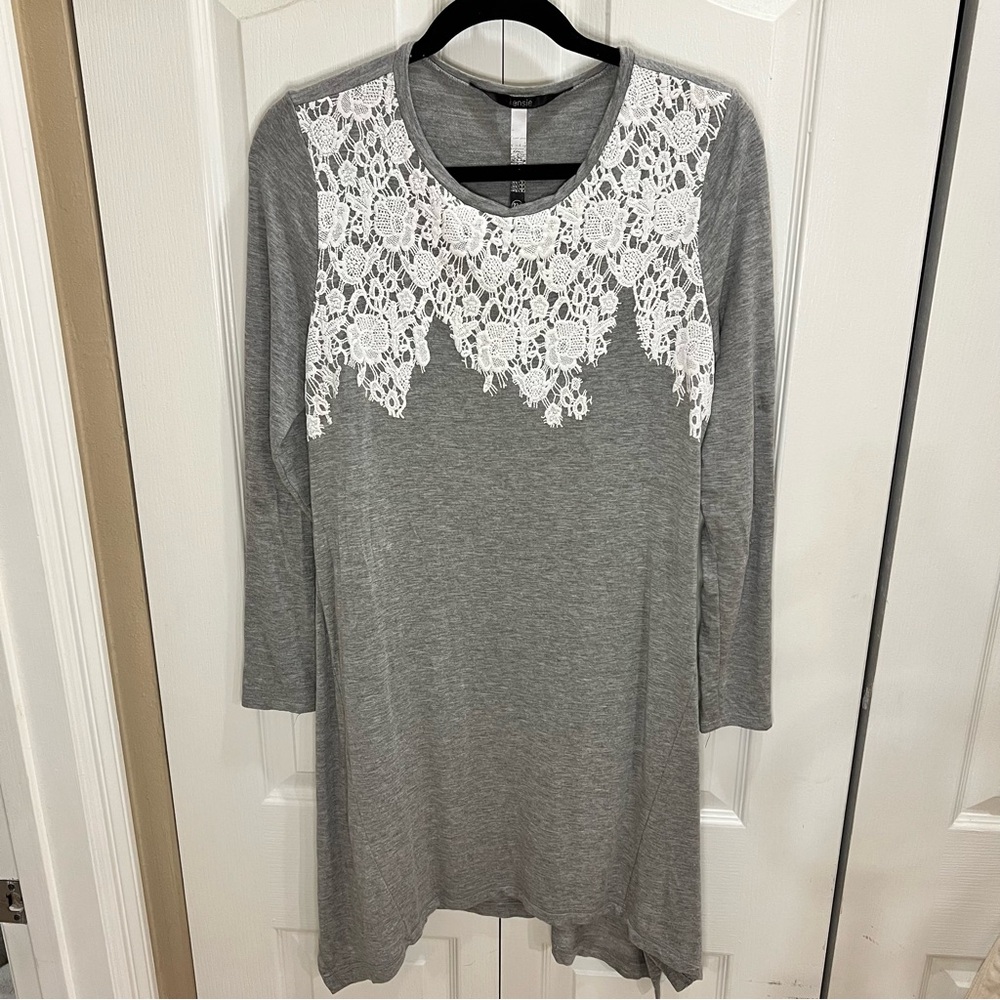 Kensie Gray Dress with White Lace Accent M